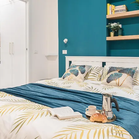 Design - Tricolore, Macedonio Melloni Apartman Milánó